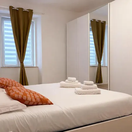 La Casa Di Sally - Silenzioso Bilocale In Centro * Trieste